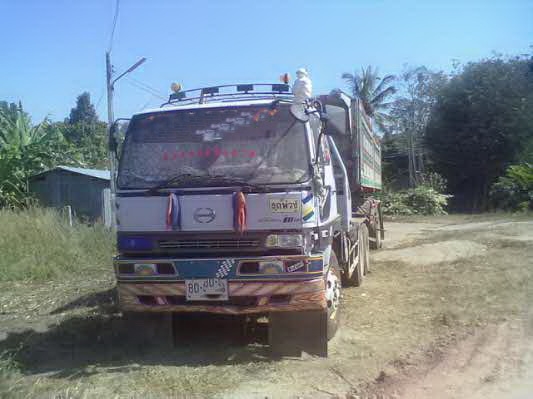 ขายรถหัวลาก 10 ล้อ 2 เพลา พร้อมหางเซมิดั้มกระบะเนียม 2 เพลา 8.50 เมตร HINO 2K เครื่องเดิม เกียร์เดิมๆสวย