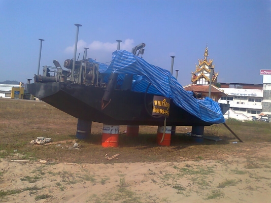 ขายด่วน!..เรือดูดทราย เครื่องฮีโน่ V8 320 hp ท่อดูด 8 " สภาพใหม่ สวยสุดขีด พร้อมใช้.