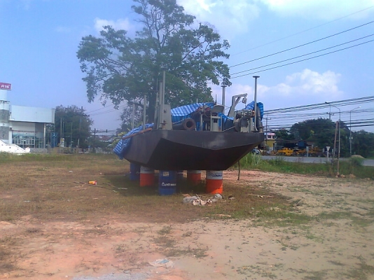 ขายด่วน!..เรือดูดทราย เครื่องฮีโน่ V8 320 hp ท่อดูด 8 " สภาพใหม่ สวยสุดขีด พร้อมใช้.