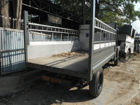 รถอีแต๋น อาร์มี่