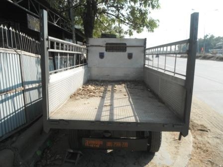 รถอีแต๋น อาร์มี่