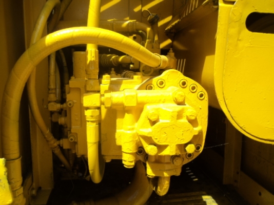 ขาย  pc 200-5  สภาพพอใช้ได้  ไม่มีเอกสาร