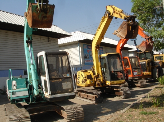 ถึงไทยแล้ว Kobelco SK60-1 มาร์คทรี ปี 1995 (minor change ตัวสุดท้าย) นำเข้าจากญี่ปุ่น ไม่แพงครับ