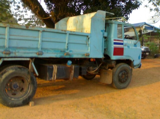 JCM หกล้อดั้ม เครื่อง 145 แรง ยาง 900 ทะเบียนแจ้งจอด มี 3 คันครับ