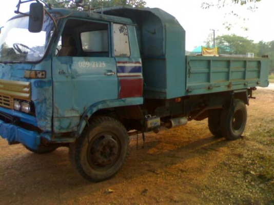 JCM หกล้อดั้ม เครื่อง 145 แรง ยาง 900 ทะเบียนแจ้งจอด มี 3 คันครับ