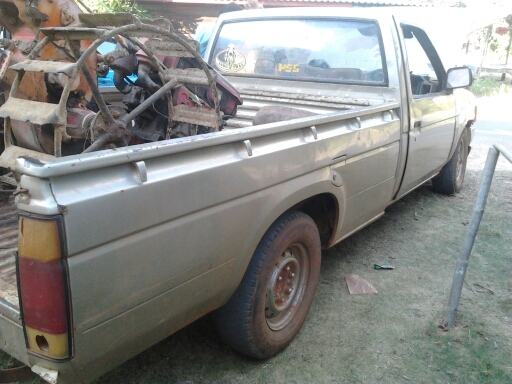 NISSAN BIGM - TD25 ฝาขาว สภาพดีพร้อมใช้งาน เครื่องดี ภายในดีพื้นเก๋งไม่ผุ กระบะมีผุ ช่วงล่างคัชซีสวยมากไม่ผุ ล้อแม็ก ยางสภาพดี 60\% เอกสารเล่มทะเบียนครบ ราคาต่อรองได้ครับ