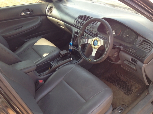 HONDA ACCORD VTi-E 2.2 AT ปี 39 เครื่องดี ภายในสวย เบาะหนัง กระจกไฟฟ้า เพาเวอร์ ช่วงล่างล้อแม็กลายสวย เอกสารทะเบียนภาษีครบพร้อมโอน ราคาต่อรองได้นะครับ