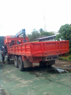 ขายสิบล้อนิสัสยูดีติดเครน3ตัน ขายสิบล้อนิสัสยูดีติดเครน3ตัน