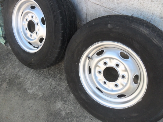 ล้อกะทะ 14นิ้ว 6รู + ยาง195R14