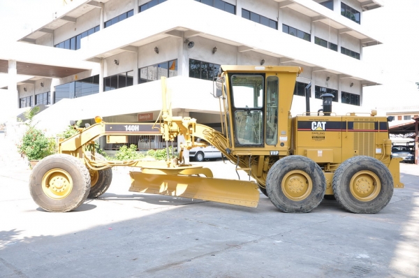 CATERPILLAR  140 H  SN  2ZK04475
