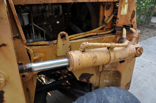 ขายรถตักล้อยาง TOYOTA  2SD25