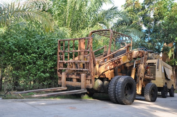 ขายรถตักล้อยาง TOYOTA  2SD25