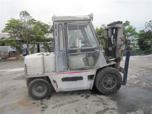 ขายโฟลคลิฟต์ Komatsu FD35.5 ขนาด 3.5 ตัน สภาพพร้อมใช่้งานจากญี่ปุ่น