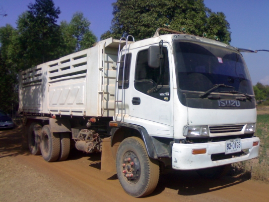 ขายเดก้า 195 กะบะสามมิตรสวยๆๆ