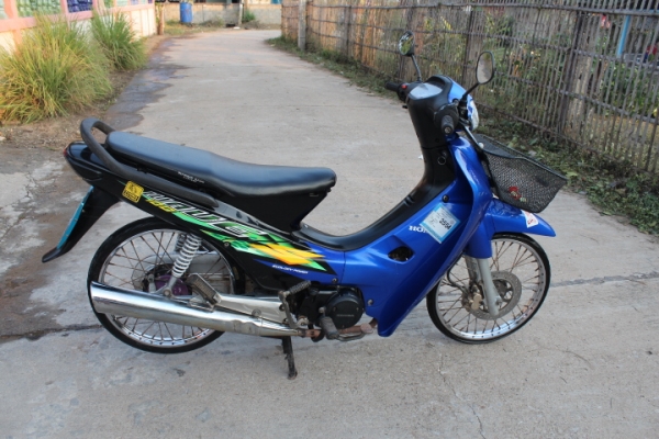 WAVE100S ปี2548ทะเบียนโอนภาษีขาดปีกว่าราคาถูกๆ15800บาท