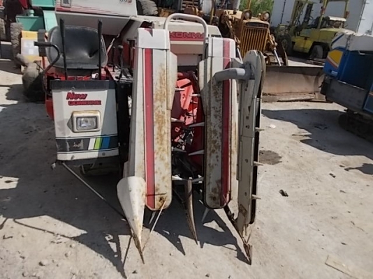 รถเกี่ยวข้าวนั่งขับจากญี่ปุ่นพร้อมใช้งานwww.nihonmono.com