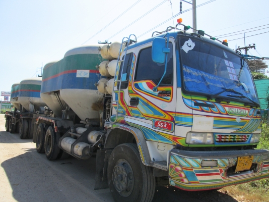 ขาย isuzu deca 320 ราคา 2200000 ขาย isuzu deca 320 ราคา 2200000