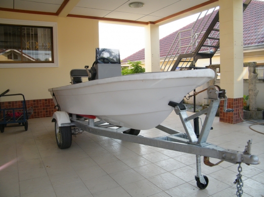 ขายเรือ 13ฟุต + เครื่องยามาฮ่า 15 แรง พร้อมใช้ ราคาถูกๆๆ