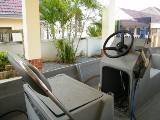 ขายเรือ 13ฟุต + เครื่องยามาฮ่า 15 แรง พร้อมใช้ ราคาถูกๆๆ