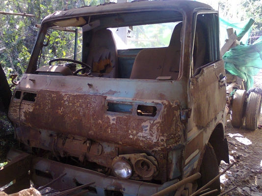 ขายหกล้อ ISUZU ELF ช่วงยาว 4.3 100HP มีทะเบียน ม.79 อุปกรณ์ครบ