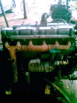 ขายเครื่องNISSAN PD 185HP สภาพใช้งานได้เลย มีอยู่2ตัวให้เลือก