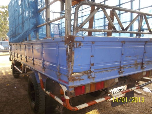 ขาย6ล้อดั๊ม   npr   เครื่อง   4beg1  พวงมาลัยเพาเวอร์