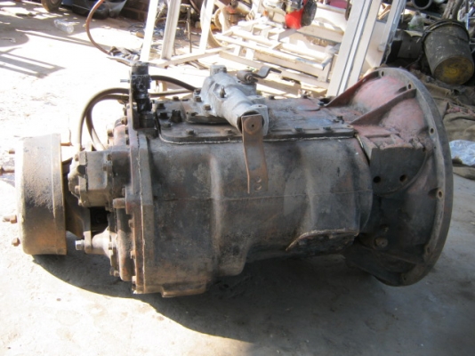 เกียร์ ฟูลเลอร์ อีตัน สภาพสวยพร้อมใช้ครับ อุปกรณ์ครบใส่ได้เลยครับ