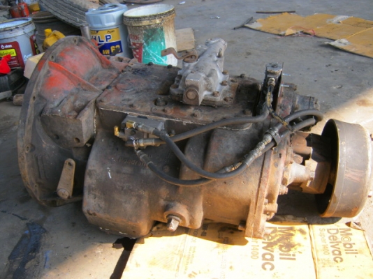 เกียร์ ฟูลเลอร์ อีตัน สภาพสวยพร้อมใช้ครับ อุปกรณ์ครบใส่ได้เลยครับ