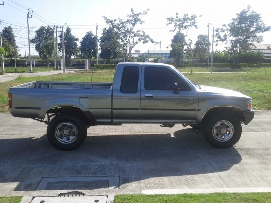 ขาย TOYOTA SR5 4WD ตัวนอกออสเตรเลีย เครื่อง 3L 2.8 ดีเซล แท้เดิม