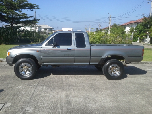 ขาย TOYOTA SR5 4WD ตัวนอกออสเตรเลีย เครื่อง 3L 2.8 ดีเซล แท้เดิม