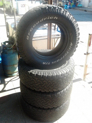 ขายยางBF All 265/70/16 ปลายปี08 1 ชุด