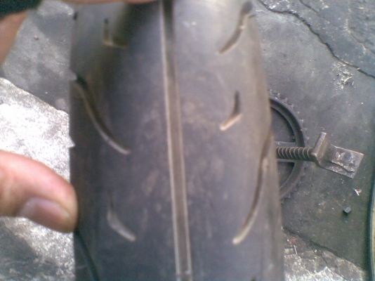 ขายล้อหน้าหลังคลิกพร้อมดุมพร้อมยางพร้อมวิ่งจ้า