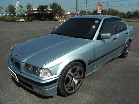 ขายรถบ้าน BMW. E36 ติดแก๊ส lpg.หัวฉีด แม็ก17&quot; สภาพสวยมากครับ