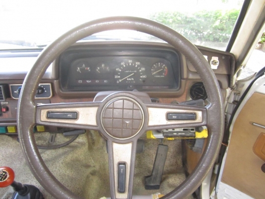 30ปียังสวยเดิมได้ขนาดนี้ !Toyota LN40ม้ากระโดดดีเซล4ประตูตัวนอกปี83 คันแรกๆในภาคเหนือ มือเดียวสวยเดิมแท้สมบูรณ์ต้องติด 1ใน5 (กทม.)