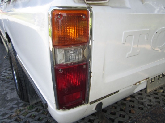 30ปียังสวยเดิมได้ขนาดนี้ !Toyota LN40ม้ากระโดดดีเซล4ประตูตัวนอกปี83 คันแรกๆในภาคเหนือ มือเดียวสวยเดิมแท้สมบูรณ์ต้องติด 1ใน5 (กทม.)