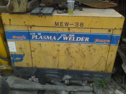 ลดราคาขายเครื่องอเนกประสงค์ภาคสนาม DENYO 4 in 1