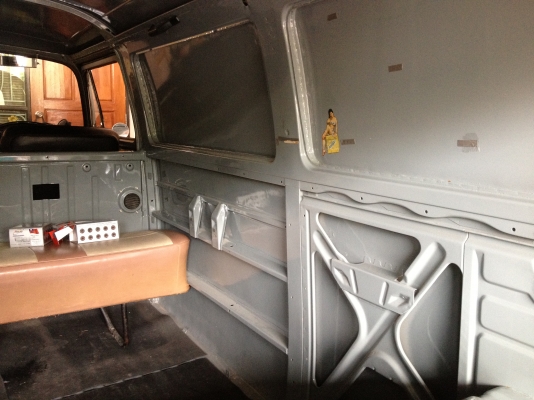 ขายโฟลค์ตู้ สีเขียว ตู้ทึบ สภาพดี สนใจโทร 0868464333