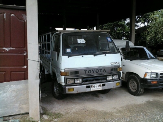 ----------ขายรถ TOYOTA  4 ล้อกลาง ทะเบียนไม่ติดเวลา-----------