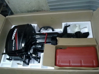 ต้องการขายเรือยาง พร้อมเครื่อง 30 แรง