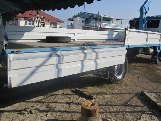 ขายกะบะเปิดข้างยาว6,50เมตรสภาพพร้อมใช้