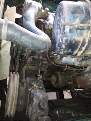 ขายรถ 6 ล้อดัมพ์ใหญ่หน้ายาว NISSAN เครื่อง ND6-021762 140 แรงม้า ราคา 300000