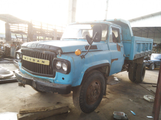 ขายรถ 6 ล้อดัมพ์ใหญ่หน้ายาว NISSAN เครื่อง ND6-021762 140 แรงม้า ราคา 300000