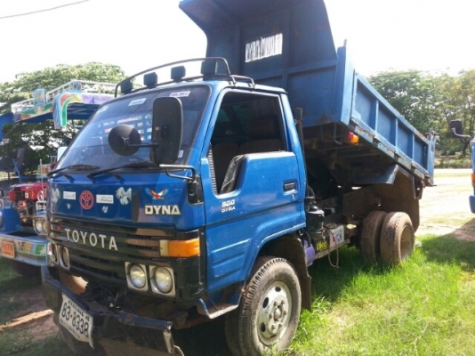 ขายดั้มโตโยต้าไดน่า ขายตามสภาพ สภาพพร้อมใช้งาน เอกสารพร้อมโอน