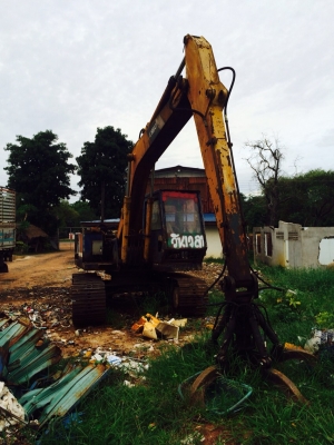 ขายรถแบคโฮ  KOBELCO 12 ตัน