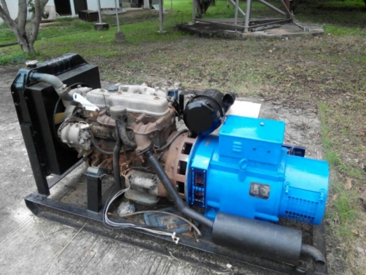 ขายเครื่องปั่นไฟ เครื่องยนต์ อีซูสุ 4 BA / ไดร์ 30 kva / ราคา 65,000 บาท / สนใจสอบถาม  089-0962657
