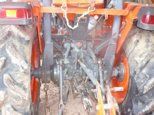 ขาย L3408DI อุปกรณ์ 4 อย่าง ผาน5 เครื่องตีดิน พ่วงลาก ใบมีด