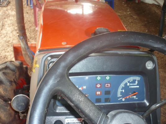 ขาย L3408DI อุปกรณ์ 4 อย่าง ผาน5 เครื่องตีดิน พ่วงลาก ใบมีด