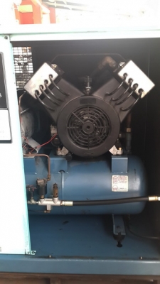 ขายด่วนปั้มลม IWATA แบบ package เพิ่งมาจากญี่ปุ่น