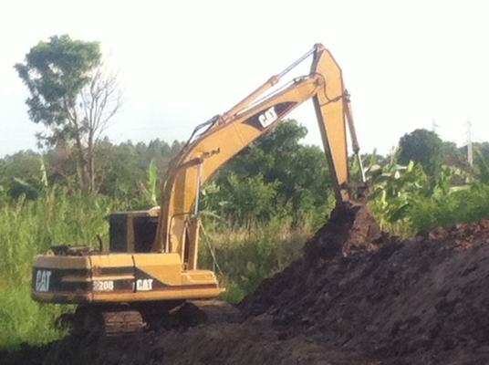 ต้องการขายแมคโคร cat 320B  เจ้าของขายเอง