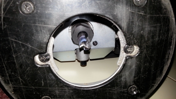 ขายเครื่องเราเตอร์เซาะร่องสำหรับงานทั่วไปยี่ห้อmaktecรุ่นMT362(1,650วัตต์)สภาพดีมากเกิน90\%ครับ